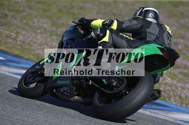 /Archiv-2024/01 26.-28.01.2024 Moto Center Thun Jerez/Gruppe gruen-green/48